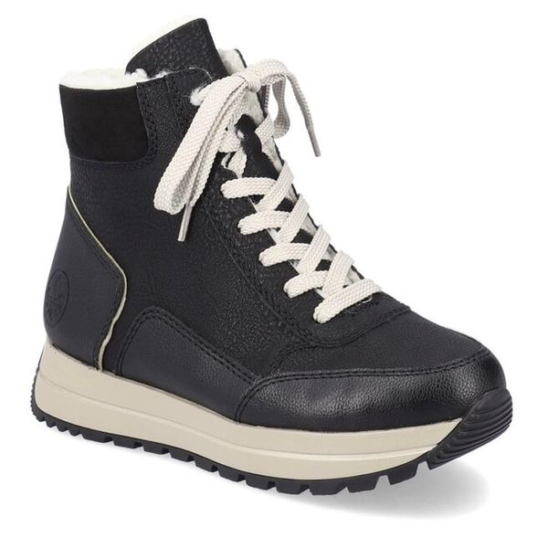 Trzewiki Rieker. Czarne botki Rieker, bez wzorów, bez obcasa, na płaskiej podeszwie, bez zapięcia. Za 265.99 zł.