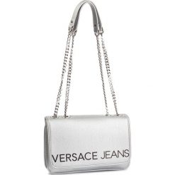 Torebka VERSACE JEANS - E1VTBBB2 70881 900. Szare torby na ramię Versace Jeans, bez wzorów, z jeansu, eleganckie, na ramię, bez dodatków. W wyprzedaży za 359.00 zł.
