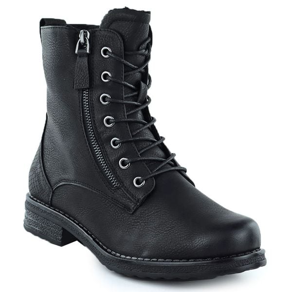 Botki damskie workery czarne Jezzi 7861. Czarne botki Jezzi, bez wzorów, ze skóry ekologicznej, bez obcasa, bez zapięcia. Za 189.99 zł.