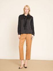 BGN Bluzka w kolorze czarnym rozmiar: 40. Czarne bluzki BGN, bez wzorów, z koronki, bez kołnierzyka, bez ramiączek. Za 143.99 zł.