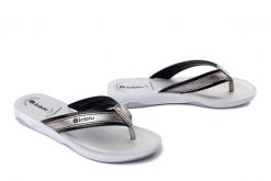 Inblu DD-15 014 czarny, klapki damskie. Czarne klapki Inblu, bez wzorów, bez obcasa. Za 62.99 zł.