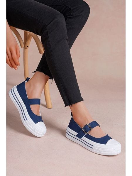 Foreverfolie Slippersy w kolorze granatowym rozmiar: 40. Niebieskie baleriny Foreverfolie, bez wzorów, bez obcasa, na platformie. Za 94.95 zł.