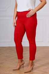 Czerwone spodnie chinosy Nina z zamkami 7/8 PLUS SIZE XXL WIOSNA. Czerwone spodnie materiałowe Nasi partnerzy, do pracy, plus size, bez wzorów, z elastanu, plus size, krótkie. Za 159.90 zł.