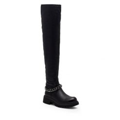 Kozaki DeeZee. Czarne kozaki DeeZee, bez obcasa, na płaskiej podeszwie, bez zapięcia. Za 159.99 zł.