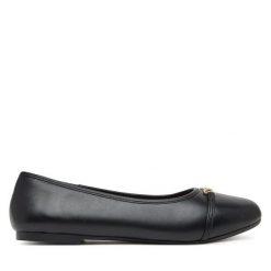 Baleriny LOVE MOSCHINO. Czarne baleriny Love Moschino, bez wzorów, bez obcasa. Za 839.99 zł.