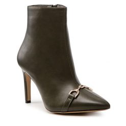 Botki DeeZee. Zielone botki DeeZee, bez wzorów, bez obcasa, na szpilce, bez zapięcia. Za 219.99 zł.