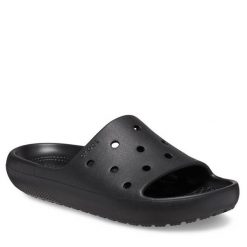 Klapki Crocs. Czarne klapki Crocs, bez wzorów, bez obcasa. Za 109.99 zł.