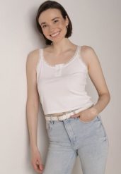 Biały Top z Bawełny Ozdobiony Guzikami i Koronką przy Dekolcie Beralie. Białe topy Born2be, m, bez wzorów, z bawełny, bez kołnierzyka, bez ramiączek. Za 39.99 zł.