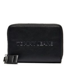 Duży Portfel Damski Tommy Jeans. Czarne portfele Tommy Jeans, bez wzorów, z jeansu. Za 109.99 zł.