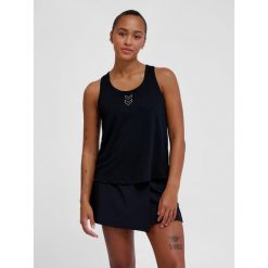Lekki top damski Hummel Court. Czarne topy Hummel, bez wzorów, bez kołnierzyka, bez ramiączek. Za 133.50 zł.