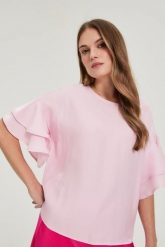 Koszula z falbanami na rękawach różowa. Czerwone koszule MOODO, l, bez wzorów, z poliesteru, bez kołnierzyka, bez ramiączek. Za 119.99 zł.