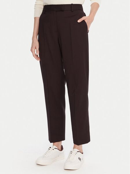 Tommy Hilfiger Chinosy WW0WW48353 Bordowy Slim Fit. Czerwone spodnie materiałowe TOMMY HILFIGER, bez wzorów, z syntetyku. Za 649.99 zł.