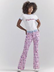 Wrangler Koszulka w kolorze białym rozmiar: S. Białe bluzki Wrangler, s, bez wzorów, bez kołnierzyka, bez ramiączek. Za 82.83 zł.