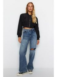 Trendyol Dżinsy - Comfort fit - w kolorze niebieskim rozmiar: 34. Niebieskie jeansy Trendyol, bez wzorów, z podwyższonym stanem. Za 92.21 zł.