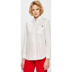 Tommy Hilfiger - Koszula. Białe koszule TOMMY HILFIGER, bez wzorów, z bawełny, casualowe, bez kołnierzyka, bez ramiączek. W wyprzedaży za 319.90 zł.