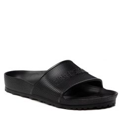 Klapki Birkenstock. Czarne klapki Birkenstock, bez wzorów, bez obcasa. Za 149.99 zł.