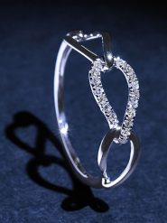 DIAMANTA Złoty pierścionek "Triple boucles" z diamentami rozmiar: 52. Szare pierścionki DIAMANTA, z diamentem, złote. Za 658.88 zł.