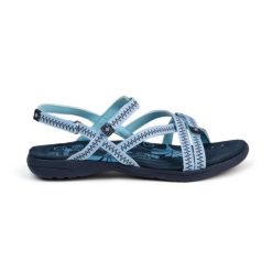 Sandały sportowe damskie Tencelle Izas do trekkingu i wędrówek. Niebieskie obuwie sportowe Izas, bez zapięcia, trekkingowe. W wyprzedaży za 226.04 zł.