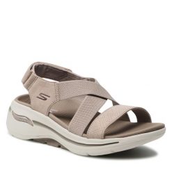 Sandały Skechers. Brązowe sandały Skechers, bez wzorów, bez obcasa, na płaskiej podeszwie, bez zapięcia. Za 289.99 zł.