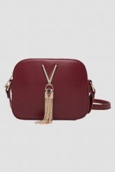 VALENTINO Bordowa torebka Divina Camera Bag. Czerwone kopertówki Valentino by Mario Valentino, bez wzorów, bez dodatków. W wyprzedaży za 139.99 zł.