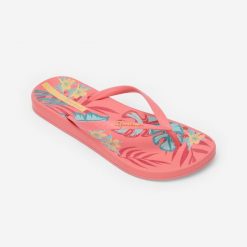 Japonki damskie Ipanema Anatomic Tema. Czarne klapki Ipanema, bez wzorów, z gumy, bez obcasa. Za 99.99 zł.