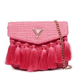 Torebka Guess. Czerwone kopertówki Guess, z aplikacjami, bez dodatków. Za 229.99 zł.