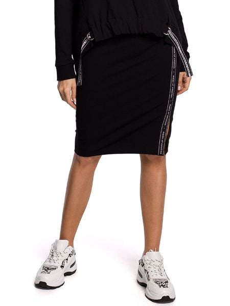 Made of emotion Spódnica w kolorze czarnym rozmiar: XL. Czarne spódnice Made Of Emotion, na co dzień, xl, bez wzorów, midi, proste. Za 68.95 zł.