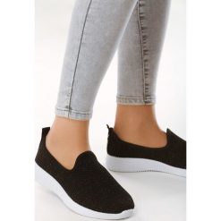 Czarne Buty Sportowe Ultraquick. Obuwie sportowe Born2be. Za 59.99 zł.