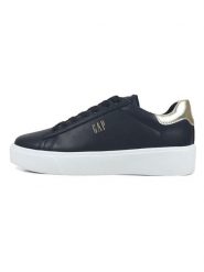 GAP Sneakersy "Cary" w kolorze czarnym rozmiar: 41. Czarne trampki GAP, bez wzorów, bez zapięcia. Za 121.99 zł.