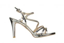 Sandały Bayla-187 587-531 Silver 187048, Srebrny, Skóra ekologiczna - 36. Szare sandały Bayla, bez wzorów, z lakierowanej skóry, bez obcasa, bez zapięcia. W wyprzedaży za 179.10 zł.