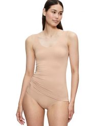Triumph Top "Smart Natural" w kolorze beżowym rozmiar: 36-42. Brązowe topy Triumph, bez wzorów, bez kołnierzyka, bez ramiączek. Za 79.21 zł.