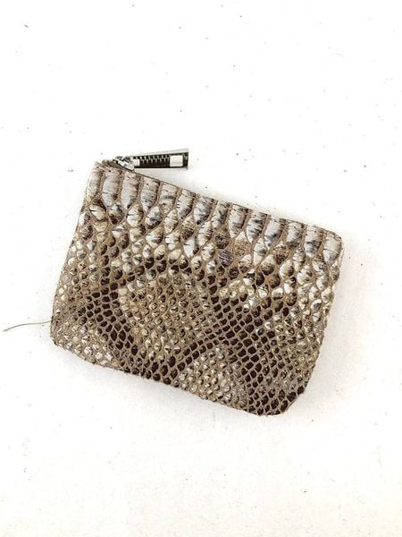 Marlon Skórzana portmonetka w kolorze beżowo-jasnobrązowym - 15 x 10 x 1 cm rozmiar: onesize. Brązowe portfele Marlon, bez wzorów, z materiału. Za 88.02 zł.