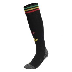 Getry wyjazdowe Jamajka 26 x Bob Marley. Czarne legginsy sportowe Adidas, s, bez wzorów, z elastanu, do piłki nożnej. Za 99.95 zł.