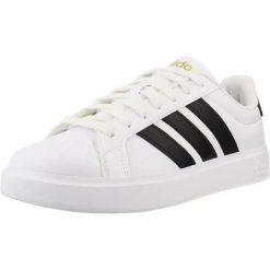 Buty ADIDAS JP8282 STREETTALK Biały. Białe trekkingi Adidas, z syntetyku, na fitness i siłownię. Za 305.00 zł.