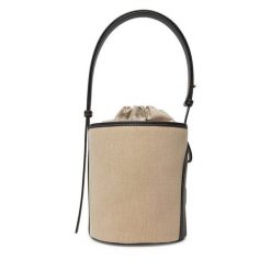 Torebka Furla. Brązowe torebki klasyczne Furla, bez wzorów, bez dodatków. Za 839.99 zł.