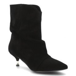 Czarne Boki Chebello Stylowe Obuwie Damskie Na Szpilce. Czarne botki CheBello, bez wzorów, z materiału, ze szpiczastym noskiem, bez obcasa, na obcasie, bez zapięcia. Za 535.99 zł.