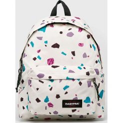 Eastpak - Plecak. Białe plecaki Eastpak, bez wzorów, z materiału. W wyprzedaży za 129.90 zł.