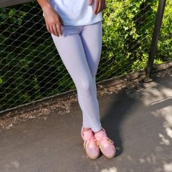 Legginsy fitness damskie ADIDAS. Fioletowe legginsy Adidas, l, bez wzorów, z bawełny, z podwyższonym stanem. W wyprzedaży za 69.99 zł.