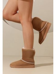 C'M Botki zimowe w kolorze jasnobrązowym rozmiar: 36. Brązowe botki C'M, na zimę, bez wzorów, bez obcasa, bez zapięcia. Za 108.99 zł.