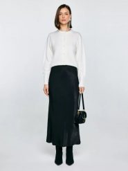 Spódnica damska maxi satynowa czarna Eleni 906. Czarne spódnice Big Star, na co dzień, l, bez wzorów, z materiału, eleganckie, maxi, dopasowane. Za 199.99 zł.