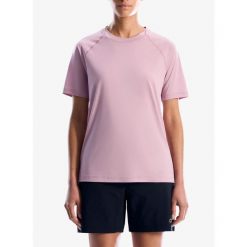 Koszulka szybkoschnąca damska Berghaus Ivyhill Light Tech Tee Af. Czerwone bluzki Berghaus, bez wzorów, casualowe, bez kołnierzyka, bez ramiączek. Za 192.49 zł.