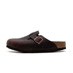 Kapcie Birkenstock Boston Damskie. Brązowe obuwie domowe Birkenstock, bez wzorów, z materiału, bez zapięcia. Za 638.05 zł.