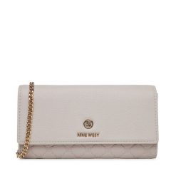 Torebka Nine West. Fioletowe torebki klasyczne Nine West, bez wzorów, bez dodatków. Za 119.99 zł.