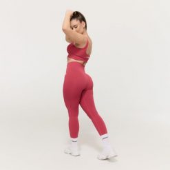 Legginsy damskie fitness bezszwowe GymBabe Bloom. Czerwone legginsy GYMBEAM, l, bez wzorów, z elastanu. Za 131.90 zł.