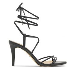 Sandały DeeZee. Czerwone sandały DeeZee, bez wzorów, bez obcasa, na szpilce, bez zapięcia. Za 139.99 zł.