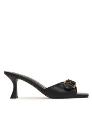 Guess Klapki FLJDI3 ELE03 Czarny. Czarne klapki Guess, z aplikacjami, ze skóry, bez obcasa. Za 530.99 zł.