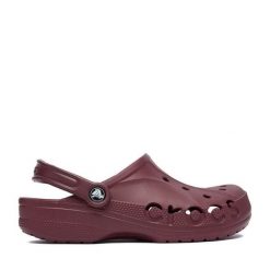 Klapki Crocs. Czerwone klapki Crocs, bez wzorów, bez obcasa. Za 199.99 zł.