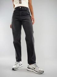 Monki Dżinsy - Regular fit - w kolorze czarnym rozmiar: W30. Czarne jeansy Monki, z aplikacjami, z podwyższonym stanem. Za 57.06 zł.