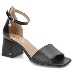 Czarne Sandały Chebello Eleganckie Obuwie Damskie. Czarne sandały CheBello, bez wzorów, ze skóry, eleganckie, bez obcasa, na obcasie, bez zapięcia. Za 319.00 zł.
