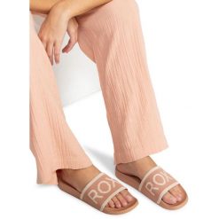 Sandały dla Kobiety SLIPPY KNIT Brązowy. Brązowe sandały Roxy, bez wzorów, z poliesteru, sportowe, bez obcasa, bez zapięcia. Za 99.99 zł.